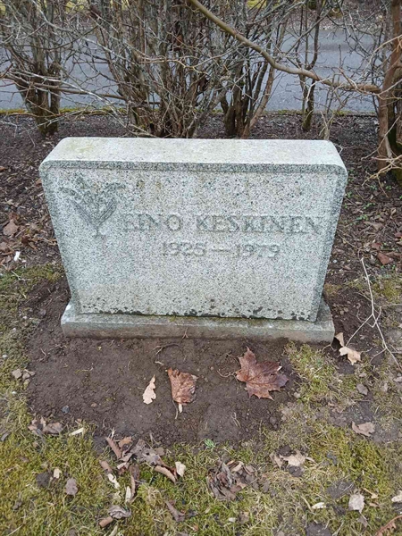 Hautatunnus: 2 10  102