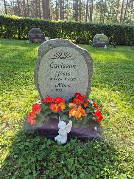 Grave number: 1 KV16   143