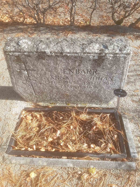 Grave number: 02 G 5     2
