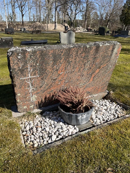 Grave number: Ärt 44 17 234+235