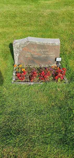 Grave number: Jä 12   230-231