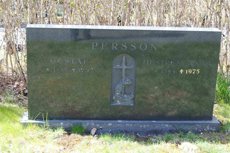 Grave number: 1 05    34