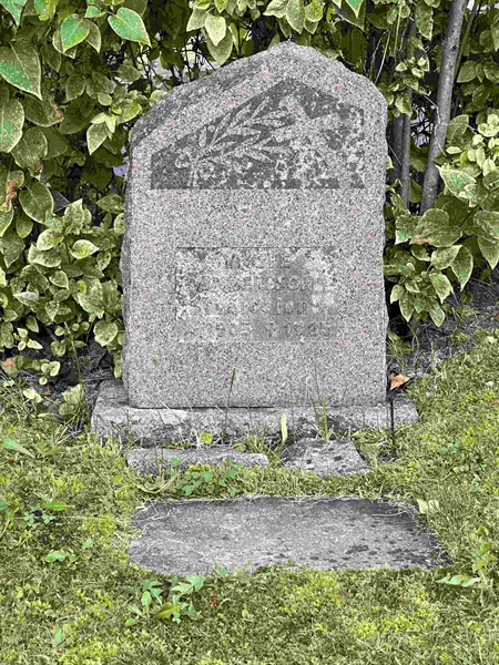 Grave number: 1 05    17