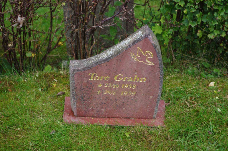 Grave number: 1 08   186