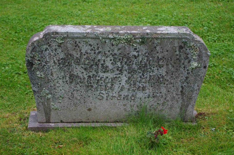 Grave number: 1 08    63