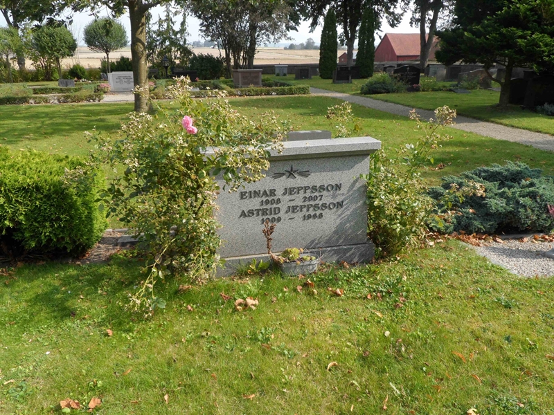 Grave number: SK H   181, 182