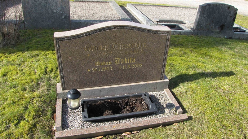 Grave number: HJ   355, 356