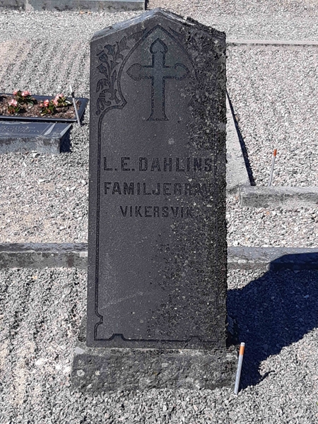 Grave number: VI V:A    65