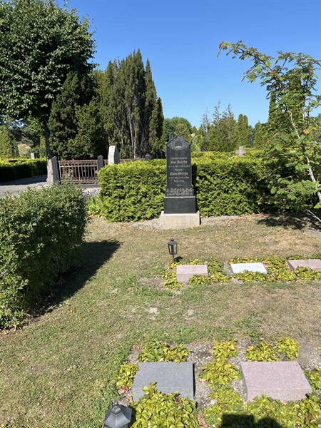 Grave number: NK IV   206