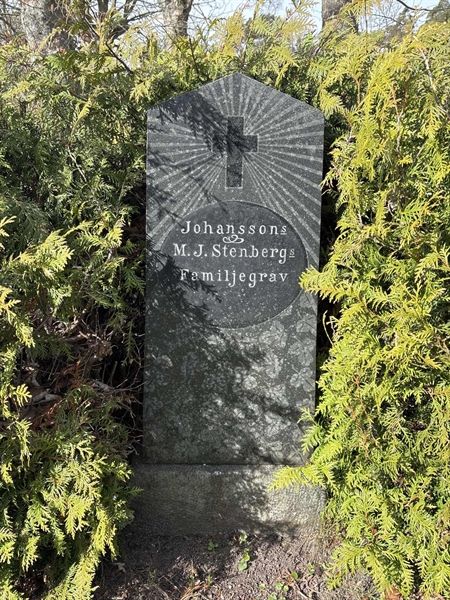 Grave number: LI 10
