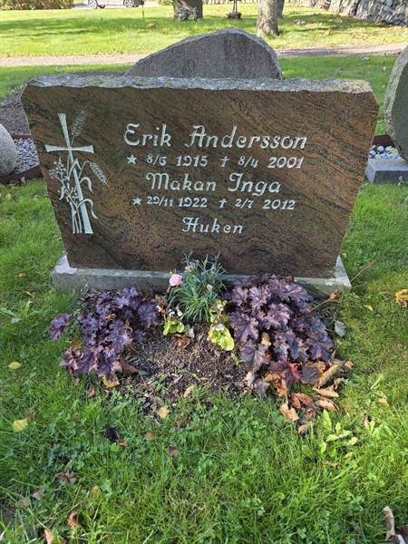 Grave number: T B B    58