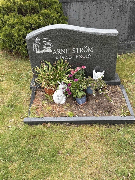 Grave number: SKF B   111, 112