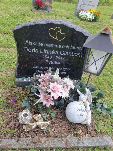 Grave number: 001 3 U    10