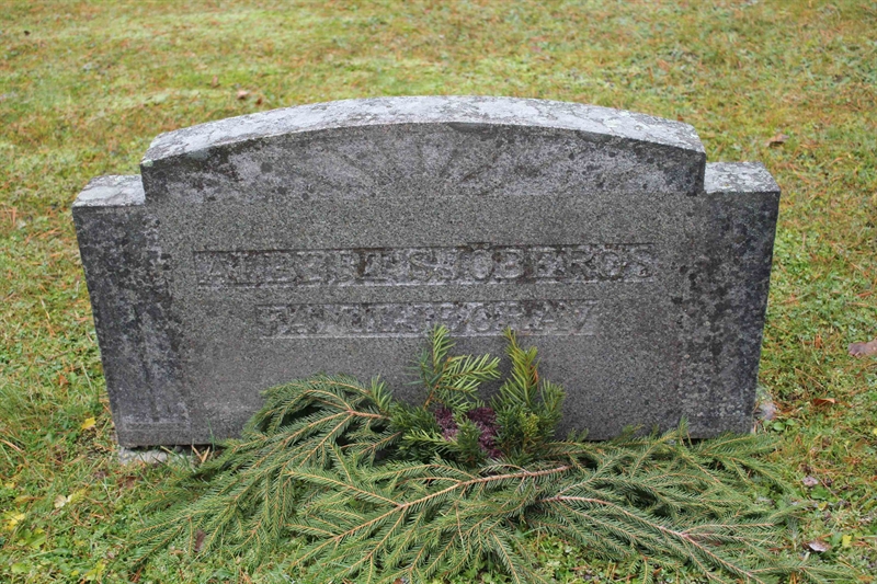 Grave number: S 2   16, 17