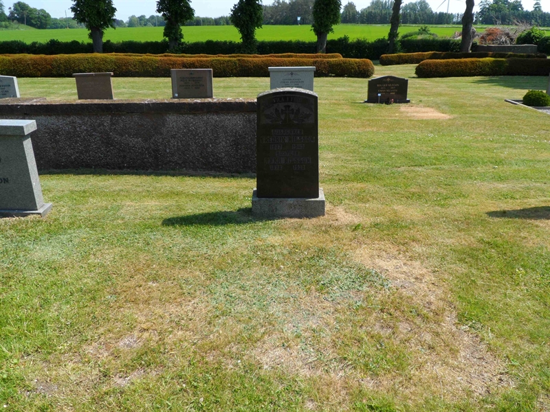 Grave number: ÖH H    77, 78