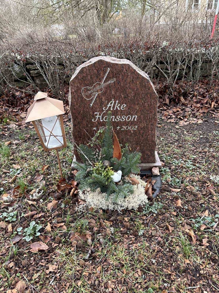 Grave number: L E 23