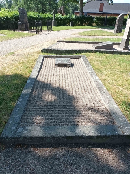 Grave number: SÖ 04    78