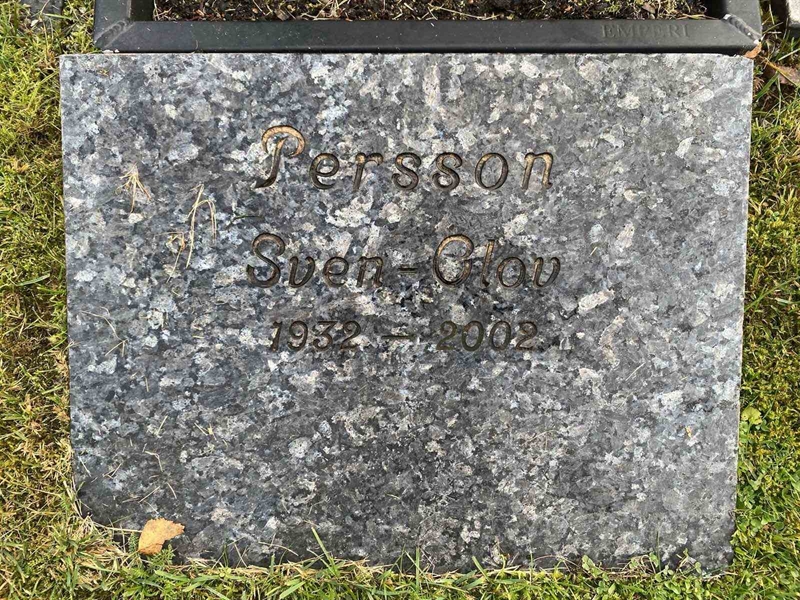 Grave number: 1 24     92