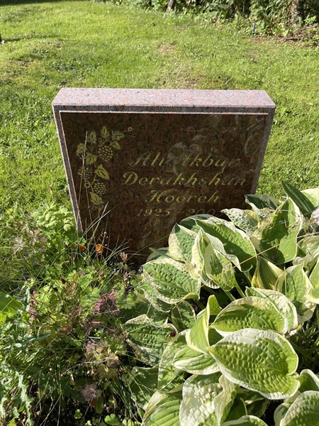 Grave number: 2 06    22