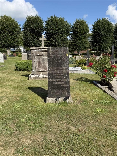 Gravnummer: ON C 135, 136