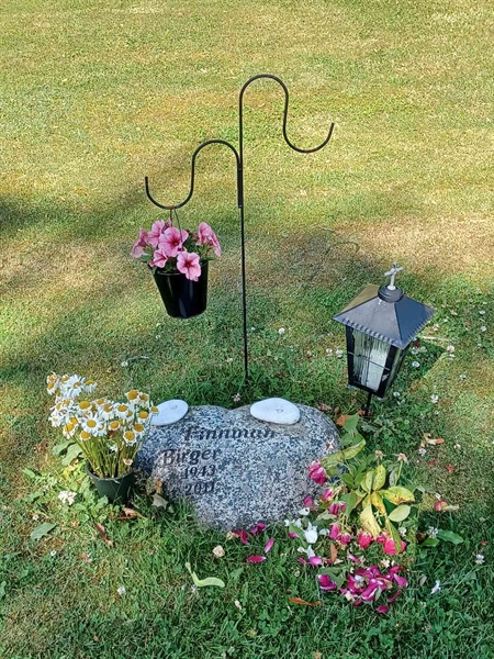 Grave number: OS ÖK U 242