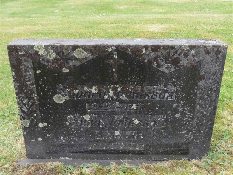 Grave number: 01 O    65, 66