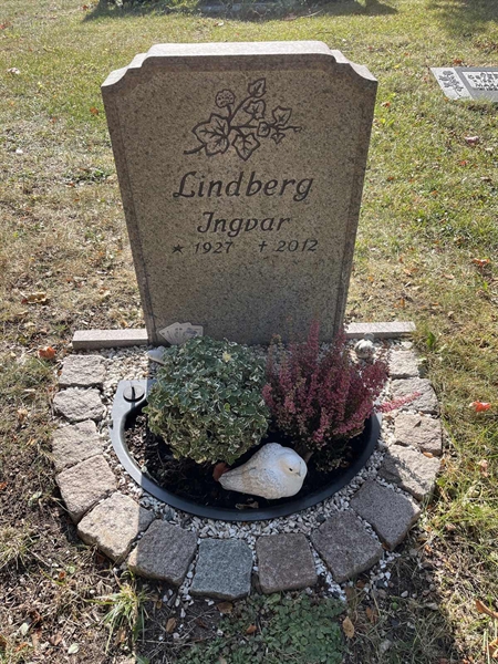 Grave number: Ö 06    44.