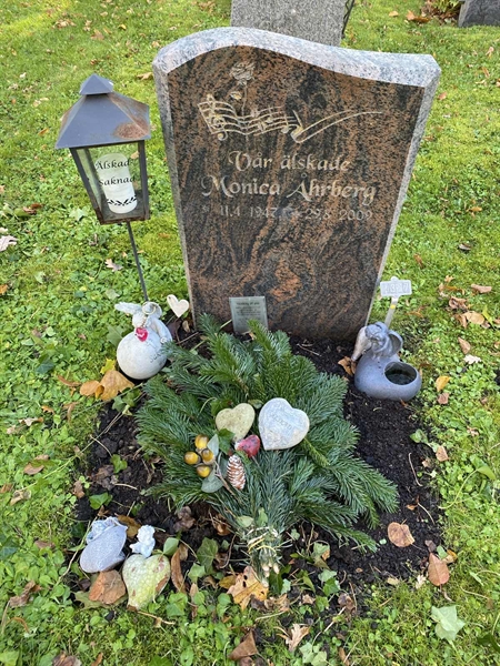 Hautatunnus: 1 H   327