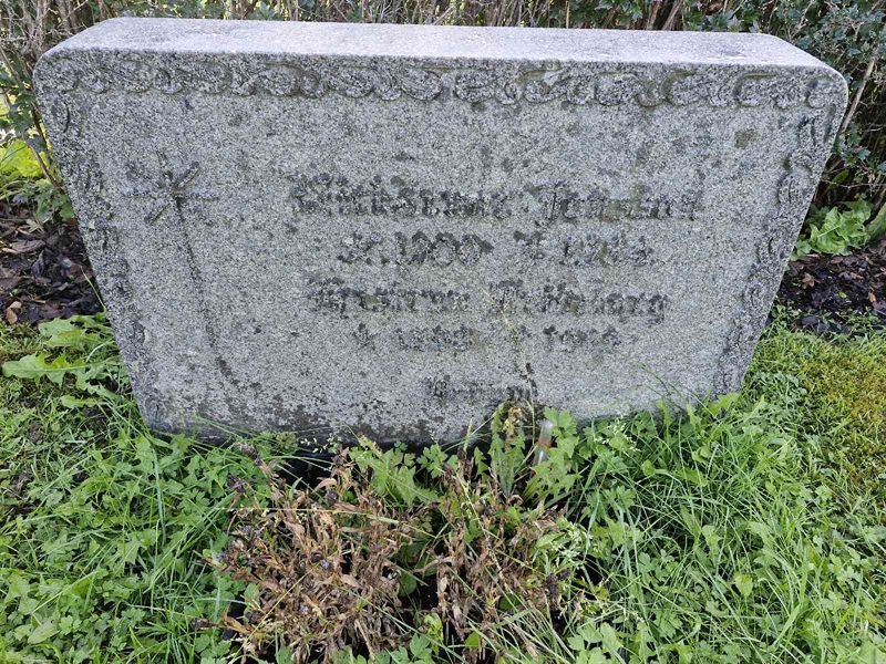 Grave number: AK D  5860-5861