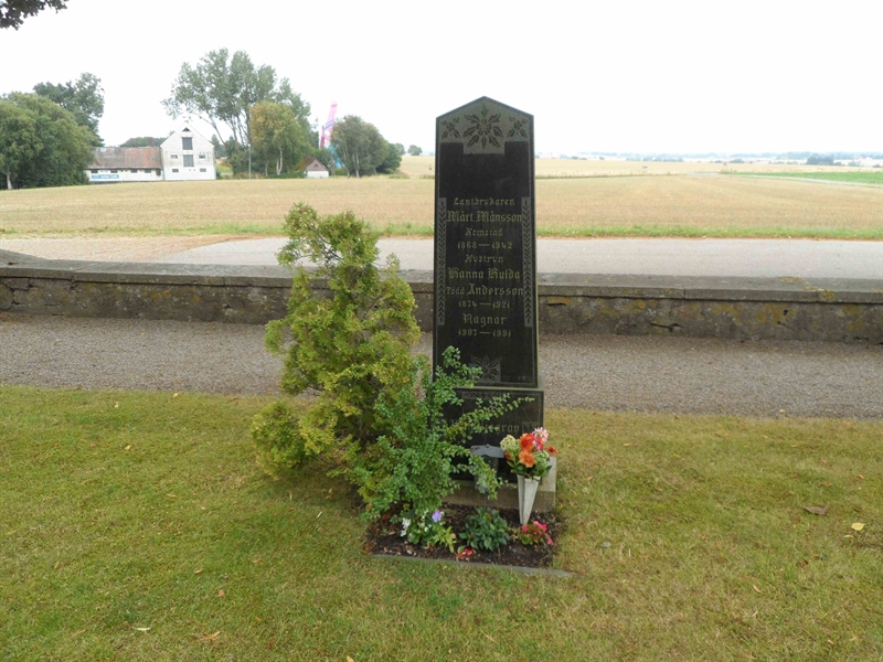 Grave number: SK B    23, 24, 25