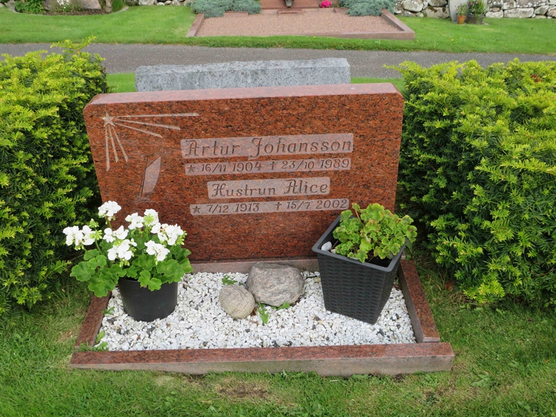 Grave number: 1 01   54