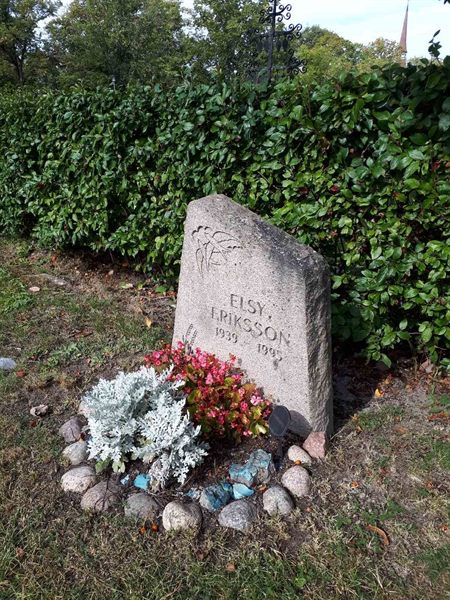 Gravnummer: NK F D    62A