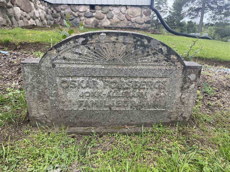Grave number: 001 1   369