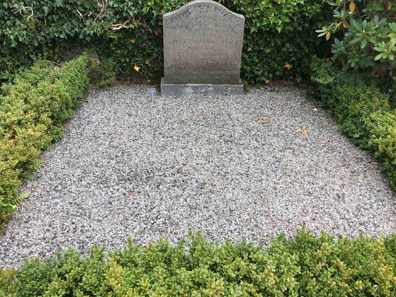 Grave number: 20 I    47-48