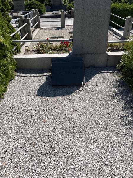Grave number: NK V   176