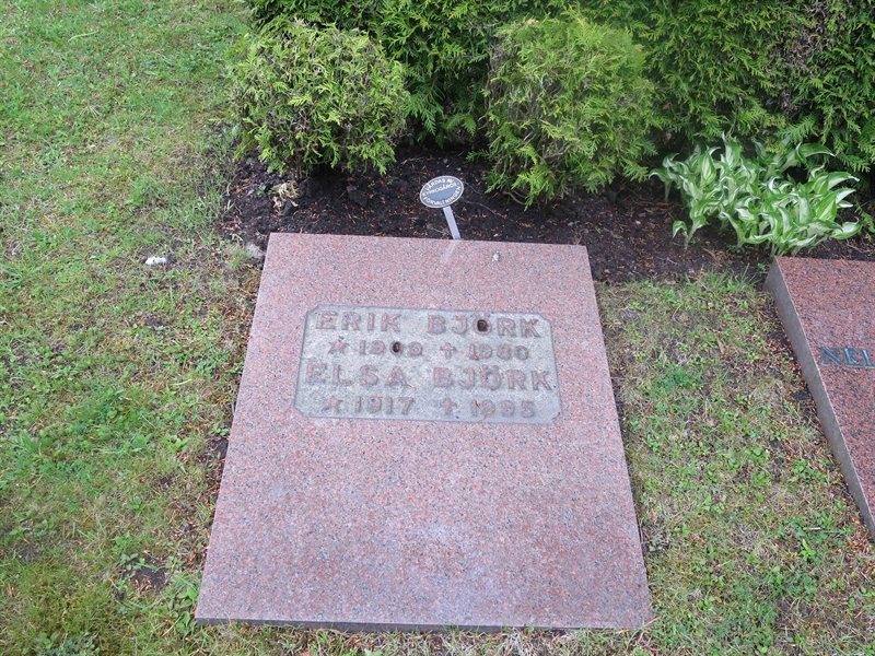Grave number: HÖB N.UR   312