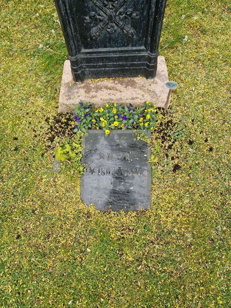 Grave number: 01 C    6