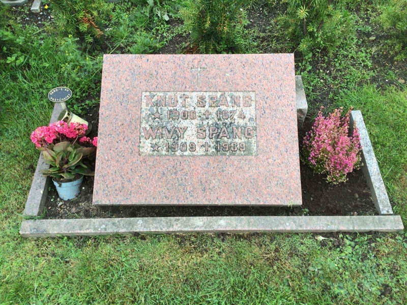 Grave number: 20 F     7