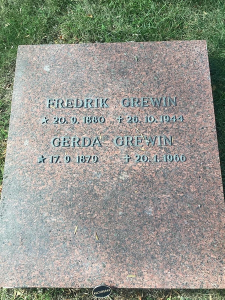 Grave number: HVRÖ I    12