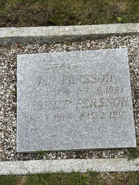 Grave number: SKF B   102, 103