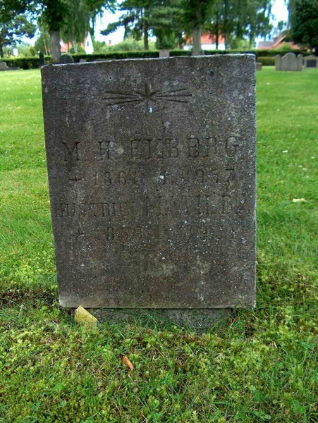 Grave number: HÖB GA02    26