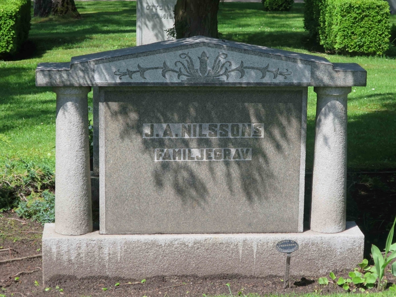 Grave number: HÖB 36    13