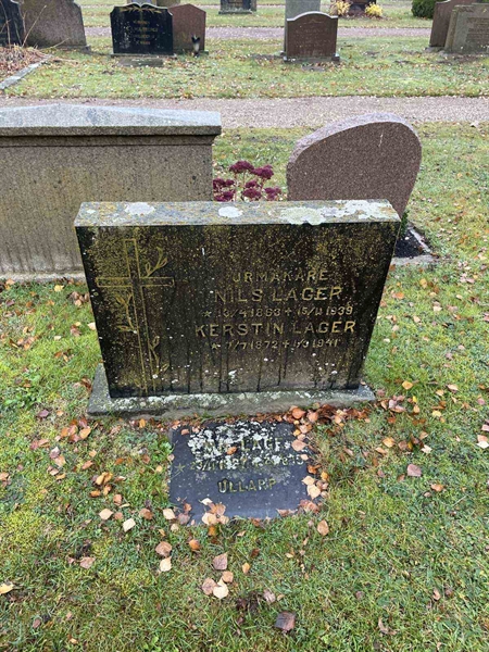 Grave number: VV 6   102, 103