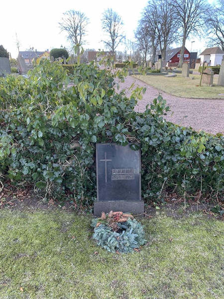 Grave number: SÖ F    92