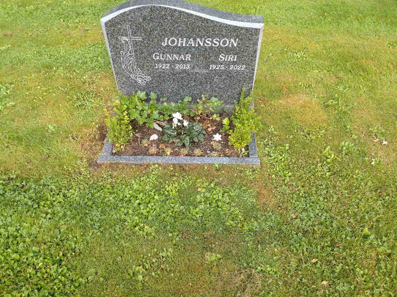 Grave number: BO 2 387-388