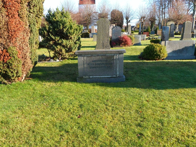 Grave number: 2 01  1026