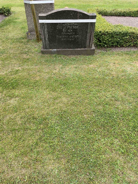 Grave number: EK F 3    86