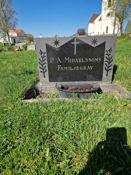 Grave number: 501 15 2944-2947
