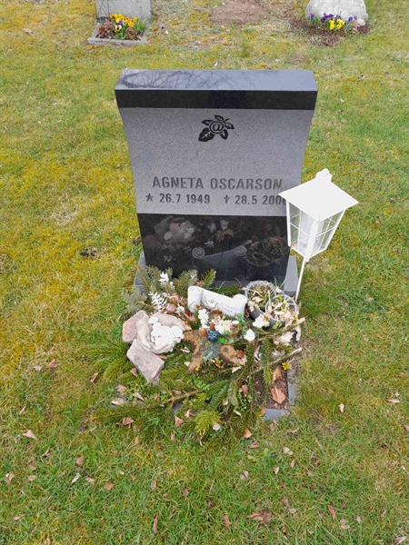 Grave number: 30 U 13