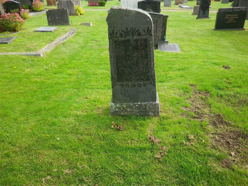 Grave number: VI G    20, 21, 22